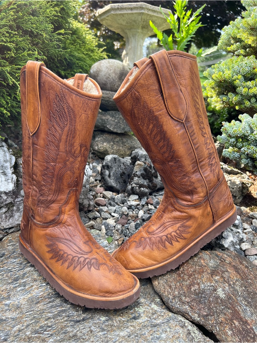 Old gringo 8 8.5 shearling fur western cowboy boots like uggs